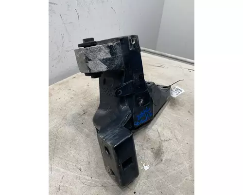 KENWORTH T680 Cab Mount