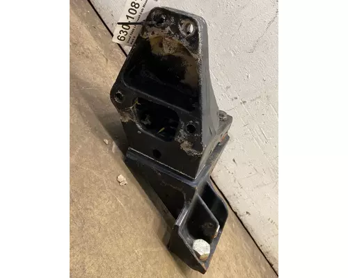 KENWORTH T680 Cab Mount