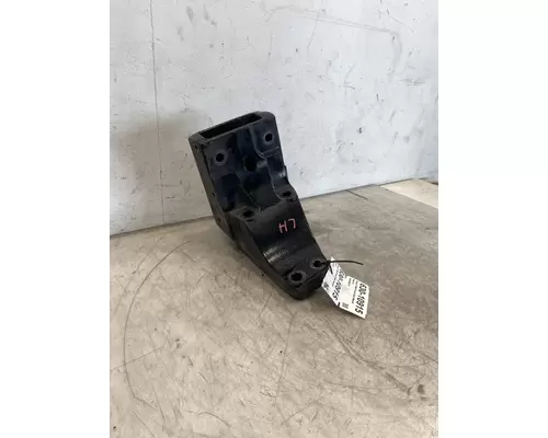 KENWORTH T680 Cab Mount