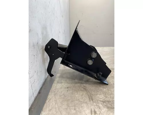 KENWORTH T680 Cab Mount