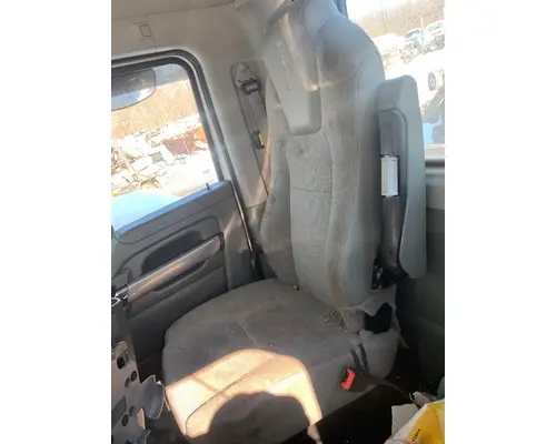 KENWORTH T680 Cab Mount