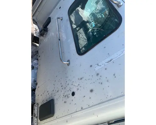 KENWORTH T680 Cab Mount