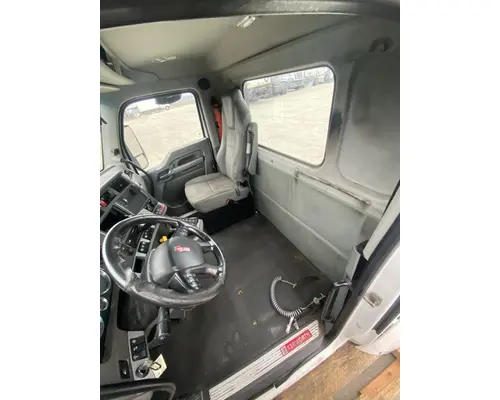 KENWORTH T680 Cab