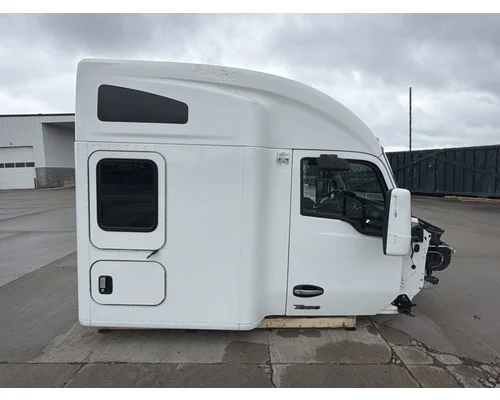 KENWORTH T680 Cab