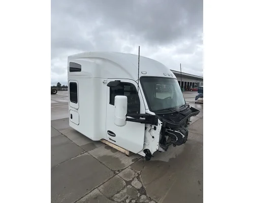 KENWORTH T680 Cab