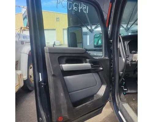 KENWORTH T680 Cab