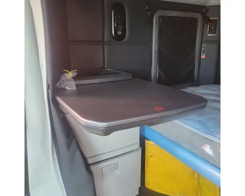 KENWORTH T680 Cab