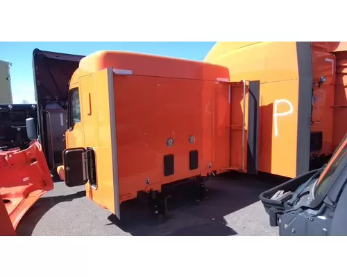 KENWORTH T680 Cab