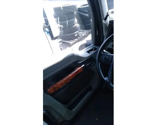 KENWORTH T680 Cab