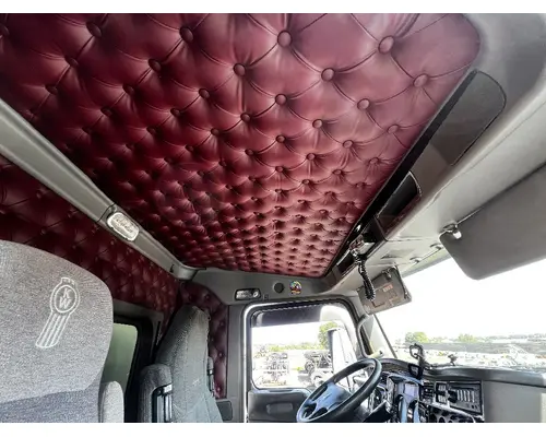 KENWORTH T680 Cab
