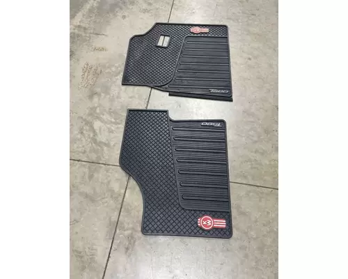KENWORTH T680 Carpet