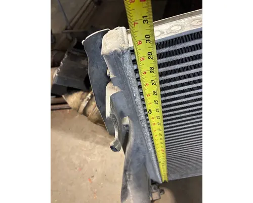 KENWORTH T680 Charge Air Cooler (ATAAC)