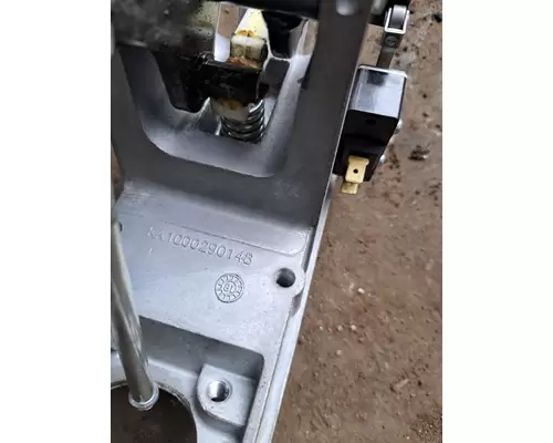 KENWORTH T680 Clutch Pedal AssemblyLinkage