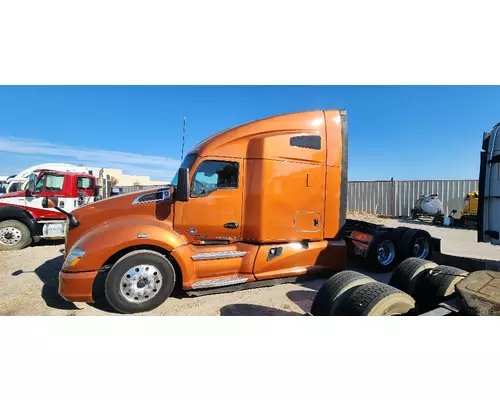 KENWORTH T680 Complete Vehicle
