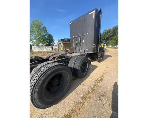 KENWORTH T680 Complete Vehicle