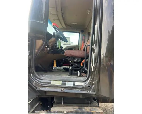 KENWORTH T680 Complete Vehicle