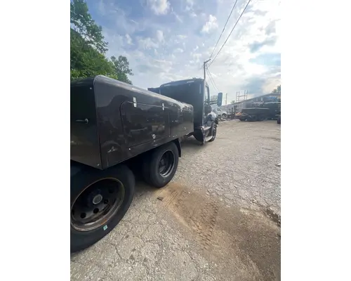 KENWORTH T680 Complete Vehicle
