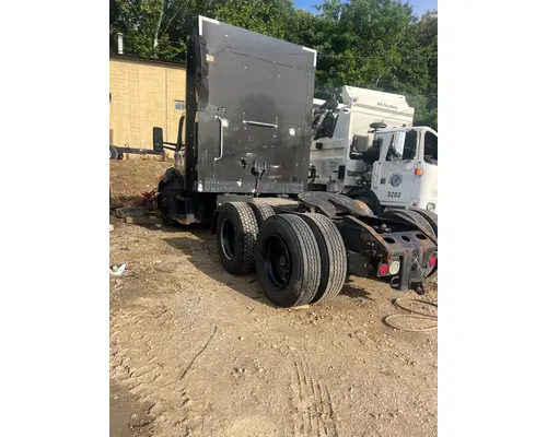 KENWORTH T680 Complete Vehicle