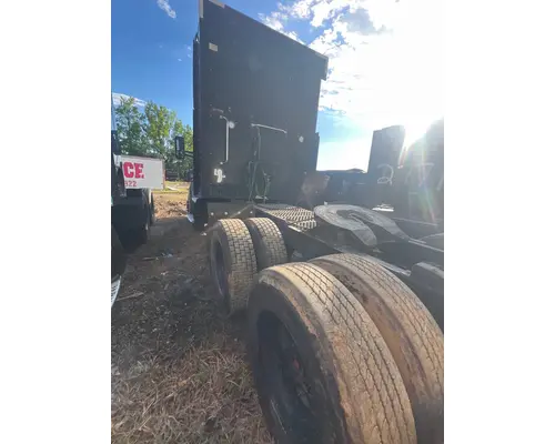 KENWORTH T680 Complete Vehicle