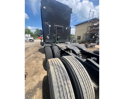 KENWORTH T680 Complete Vehicle