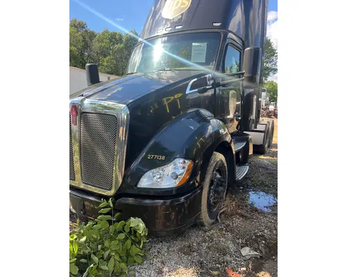 KENWORTH T680 Complete Vehicle