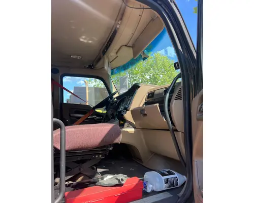 KENWORTH T680 Complete Vehicle