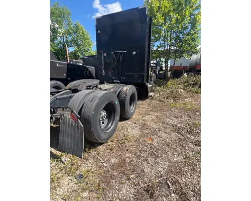 KENWORTH T680 Complete Vehicle