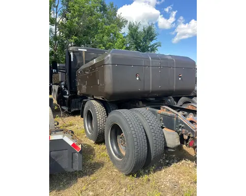 KENWORTH T680 Complete Vehicle