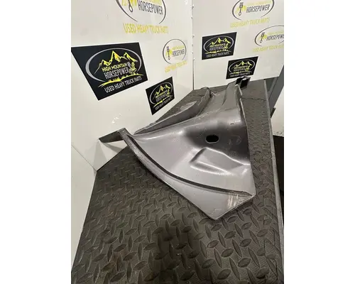 KENWORTH T680 Cowl Panel