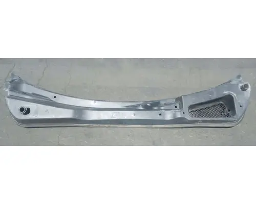 KENWORTH T680 Cowl