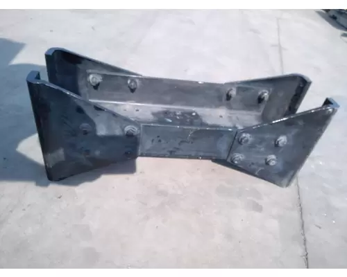 KENWORTH T680 Crossmember