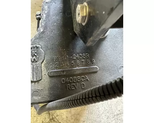 KENWORTH T680 Crossmember