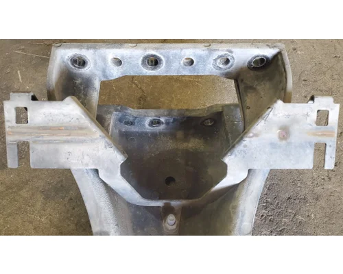KENWORTH T680 Crossmember