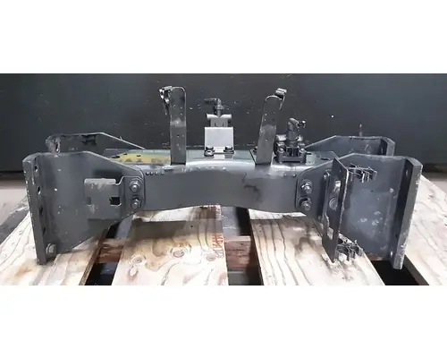 KENWORTH T680 Crossmember