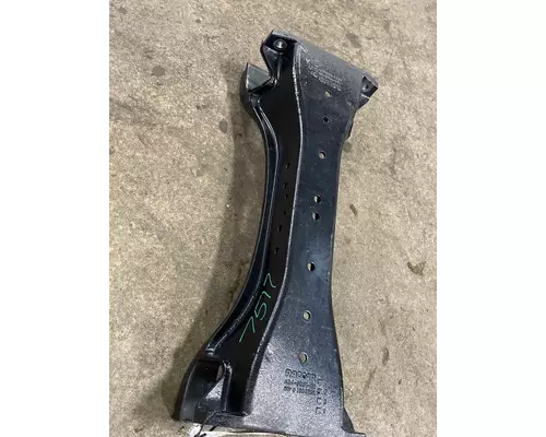 KENWORTH T680 Crossmember