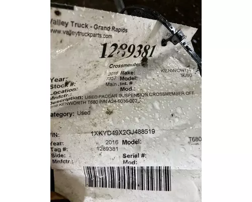 KENWORTH T680 Crossmember