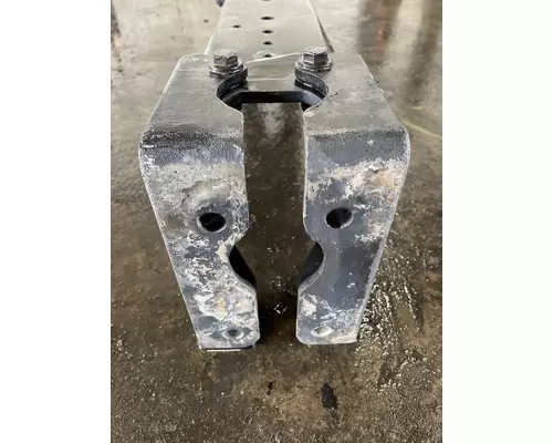 KENWORTH T680 Crossmember