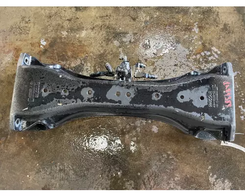 KENWORTH T680 Crossmember