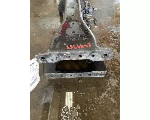 KENWORTH T680 Crossmember