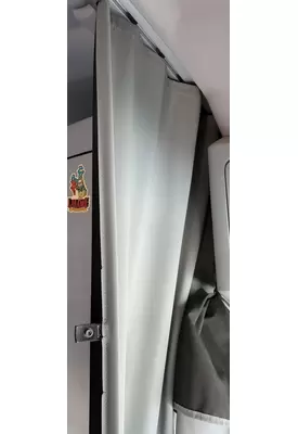 KENWORTH T680 Curtains