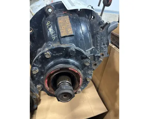 KENWORTH T680 Cutoff Assembly (Complete With Axles)