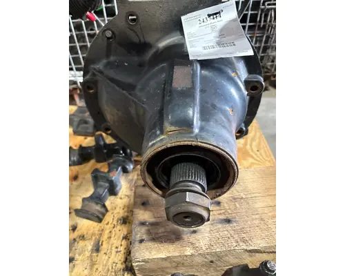KENWORTH T680 Cutoff Assembly (Complete With Axles)