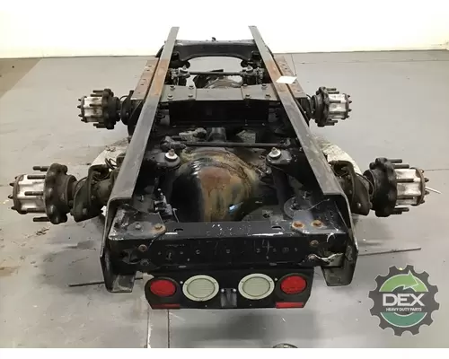 KENWORTH T680 Cutoff Assembly (Housings & Suspension Only)