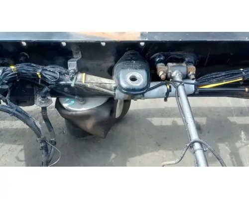 KENWORTH T680 Cutoff Tandem Axle