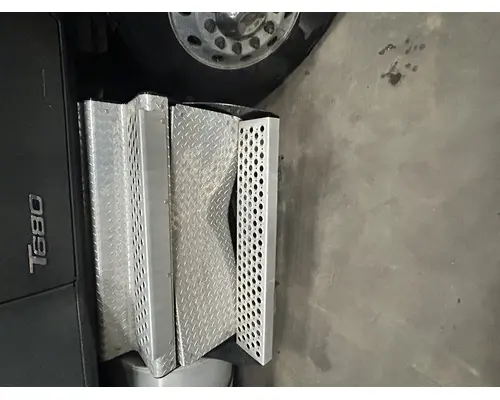 KENWORTH T680 Cylinder Block