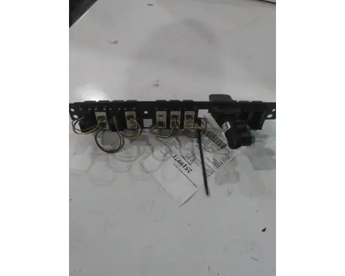 KENWORTH T680 DASH PANEL