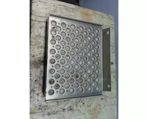KENWORTH T680 DECK (CATWALK) STEP