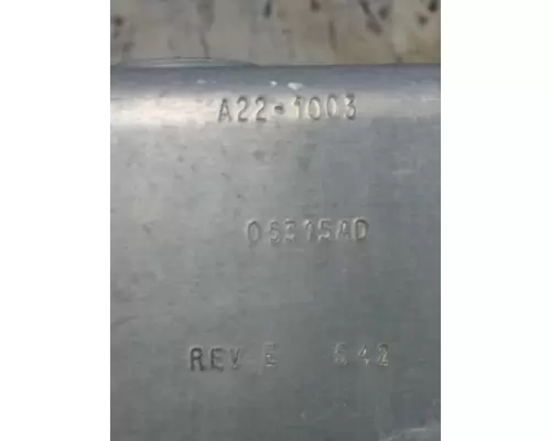 KENWORTH T680 DECK (CATWALK) STEP