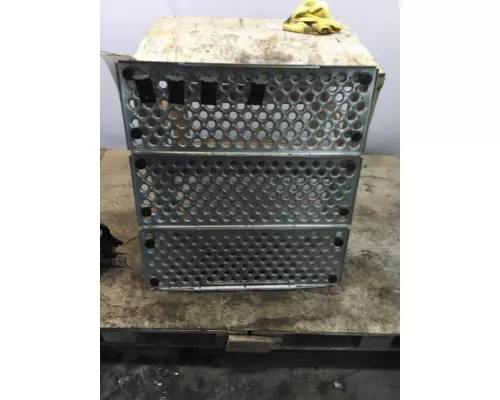 KENWORTH T680 DECK (CATWALK) STEP