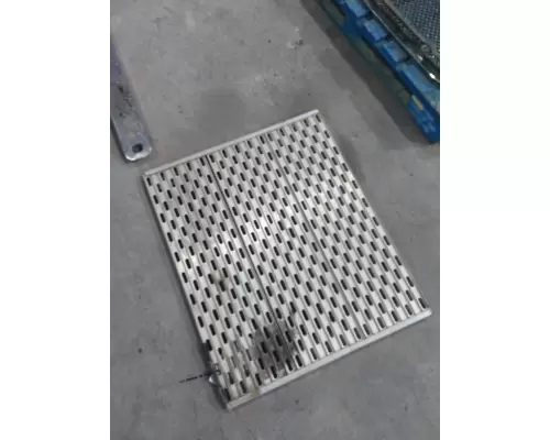 KENWORTH T680 DECK (CATWALK) STEP